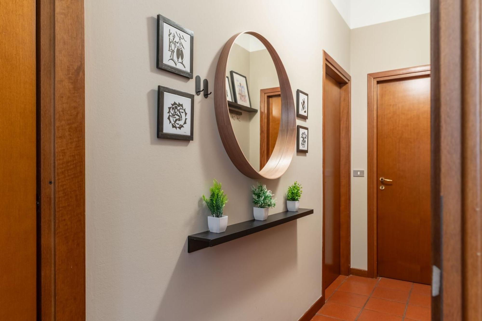 -Near Arena & Parking - Pet Friendly Historical Arena Palace Apartment Verona Exterior photo